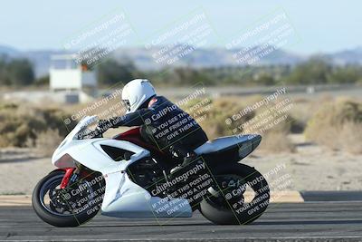 media/Nov-02-2025-CVMA (Sun) [[337aff29ab]]/Race 16-Formula Twins-Formula 40 UL(Holeshot)/